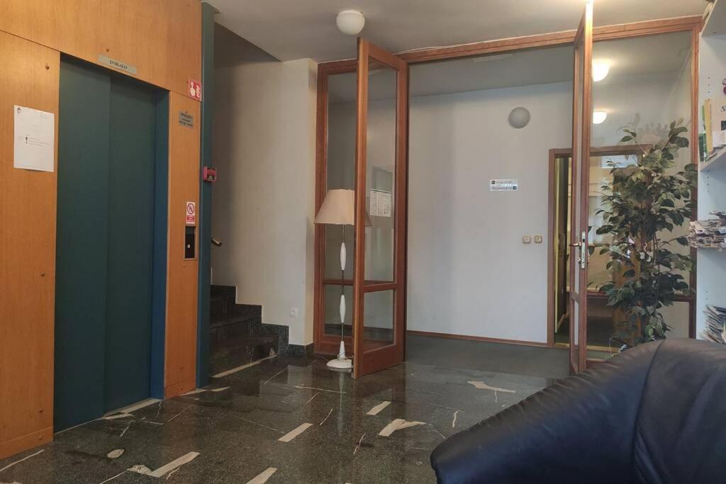 Studio Apartment "Iris" 普图伊 外观 照片